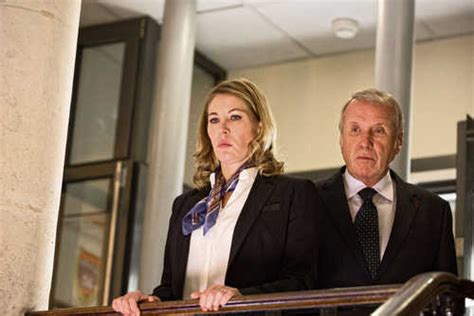 I love you coiffure (2020). Ce soir sur France 2 : "Flic tout simplement" avec ...
