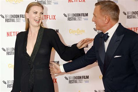 Daniel Craig Makes Rare Appearance With Daughter Ella At Premiere