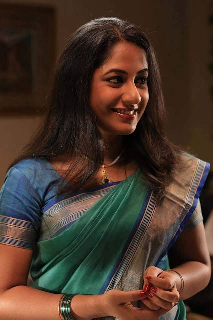 Jyothi Krishna Malayalam Actress Pics Cinehub