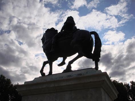 Der Queen Square In Bristol Schauplatz Einer Der Blutigsten Aufstände