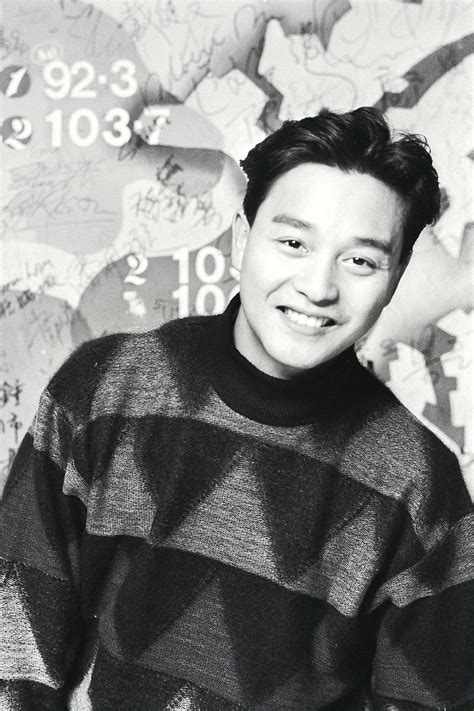 Leslie Cheung Remembered In 16 Rare Black Hd Phone Wallpaper Pxfuel