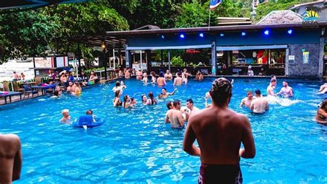 ibiza pool party phi phi island ko phi phi don thailand anmeldelser