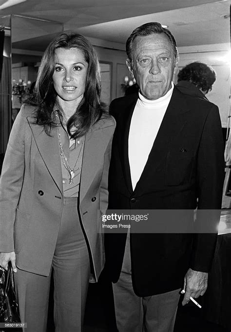 William Holden And Stephanie Powers Circa 1980 In New York City News Photo Getty Images