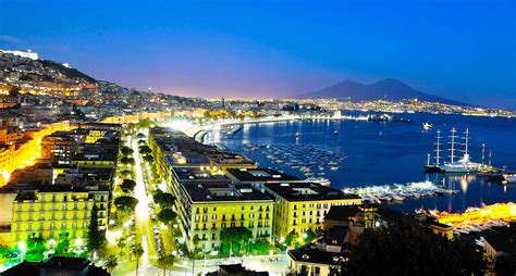 Napoli come from down to beat rijeka. I 10 posti da non perdere assolutamente se visiti Napoli ...