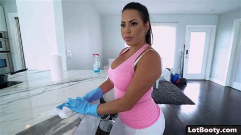 phat culo and huge tits sexy latina milf julianna vega porn videos