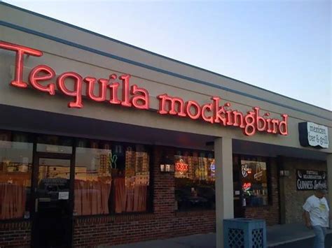 These Unintentional Inappropriate Business Names Are Simply Too Much
