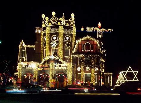 People bring small christmas trees in their houses and decorate it, children sing christmas carols, families go on christmas and new year 2020 vacation for a week and celebrate it. Inspirational letters by Millie: 20 Days of Holiday ...