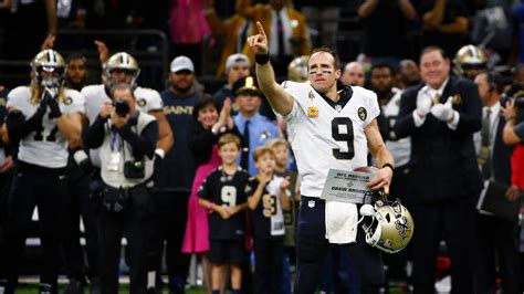 Drew Brees sets all-time NFL passing yards record, passing Peyton Manning | Fox News