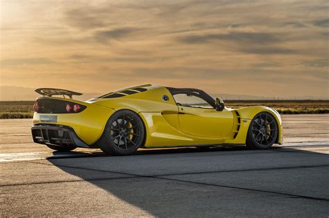 Hennessey Venom Gt Spyder Sets New Top Speed Record