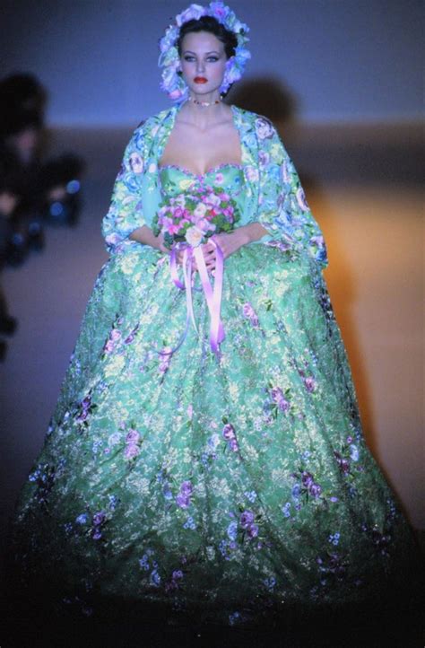 Bezh On Twitter Emanuel Ungaro Haute Couture Spring 1995