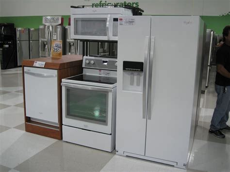 20 free whirlpool kitchen appliances manuals (for 16 devices) were found in bankofmanuals database and are available for downloading or online viewing. Appliance / Whirlpool White Ice | Kitchen remodel, Kitchen ...