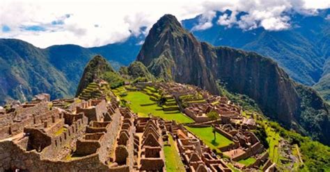 Machu picchu, site of ancient inca ruins located about 50 miles from cuzco, peru, in the cordillera de vilcabamba of the andes mountains. Machu Picchu: Unesco evaluará estado de conservación del ...