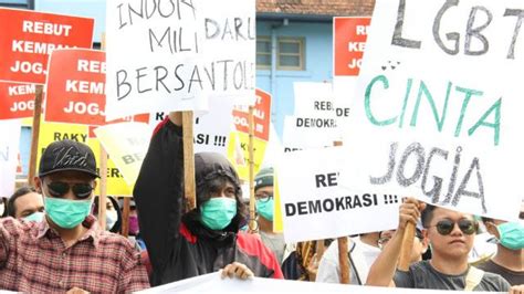 Pemerintah Ajukan Pemblokiran Tiga Aplikasi Lgbt Bbc News Indonesia