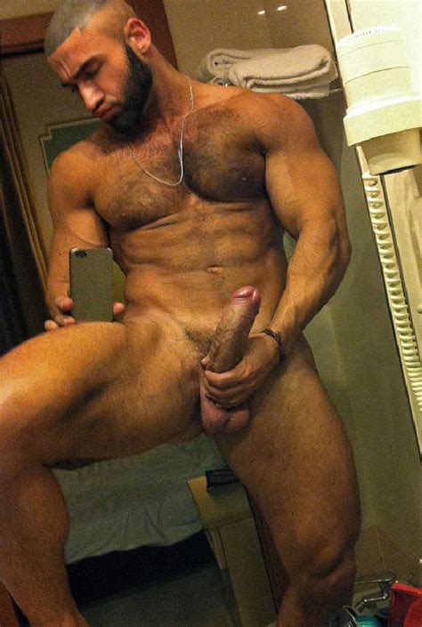 Hairy Nude Muscle Man Jerking His Big Cock Nude Chat Men