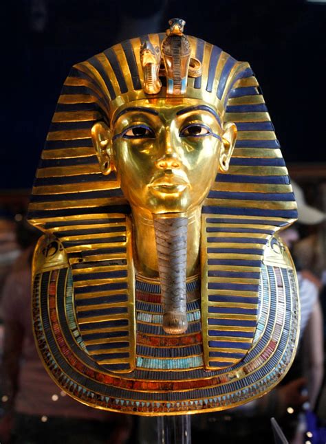 Egypt Moves Bed Chariot Of King Tut To New Museum Ctv News