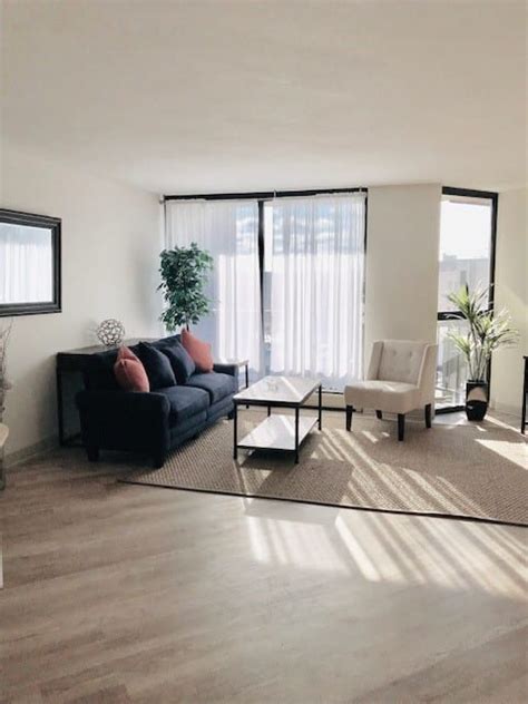Skyview Downtown Featuring 1,2 & 3 Bedroom Apartment Homes ...