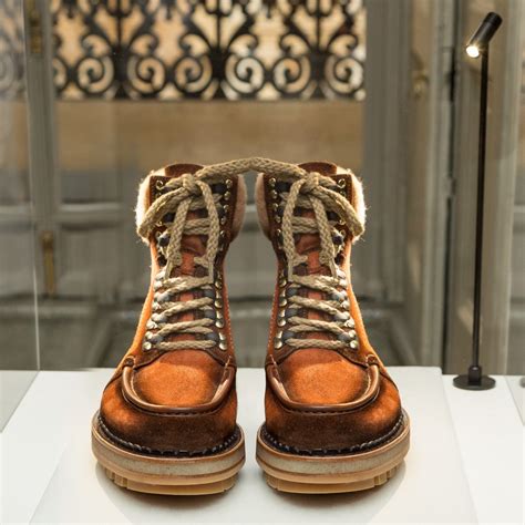 We did not find results for: Santoni scarpe uomo autunno 2019 | collezione inverno 2020 ...