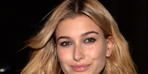 Hailey Baldwins New Hair Color Is The Perfect Blonde Shade For Fall Self