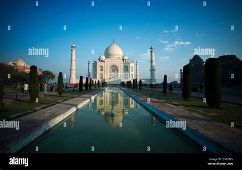 Early Morning View Of The Taj Mahal With Reflection Agra Uttar