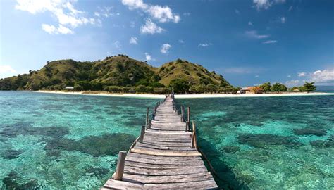 Laut flores laut flores adalah laut yang terdapat di sebelah utara pulau flores. Pulau Kanawa, Keindahan Alam Di Tengah Lautan Flores