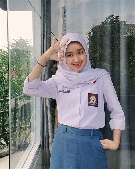 6 Model Hijab Siswi Sma Yang Lucu Dan Cantik Abis Dzargon