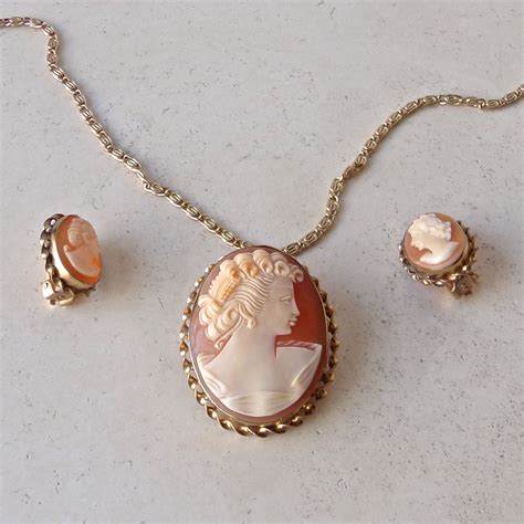 Vintage Cameo Necklace Brooch Earring Set Kgf Pink Gemstone Bracelet Earring Set Cameo Jewelry