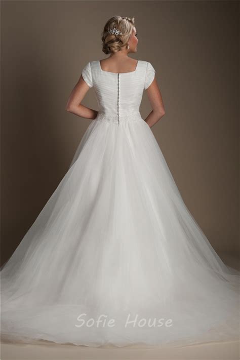 Simple Ball Gown Cap Sleeve Tulle Ruched Modest Wedding Dress With