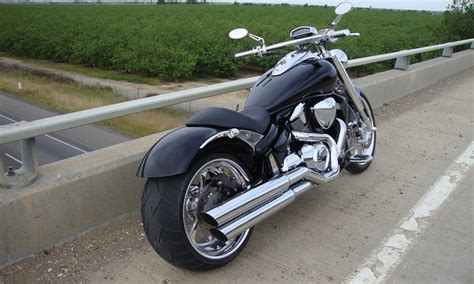 Suzuki is a japanese manufacturer of both automobiles and motorcycles. MY Suzuki M109