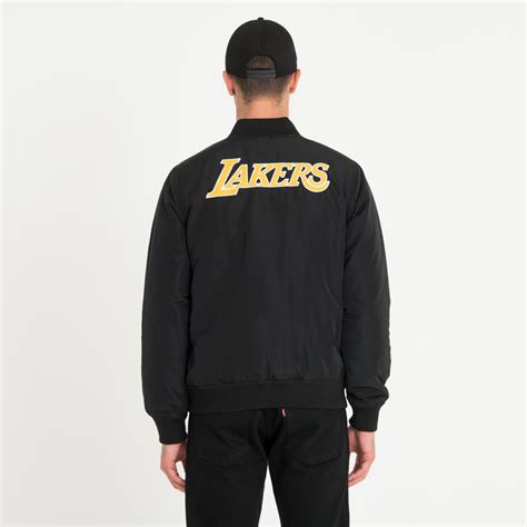 Amazon's choice for lakers jacket. Los Angeles Lakers - Bomberjacke - Schwarz | New Era Cap Co.