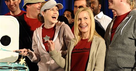 Real Life Bffs Jenna Fischer And Angela Kinsey To Host A Podcast About