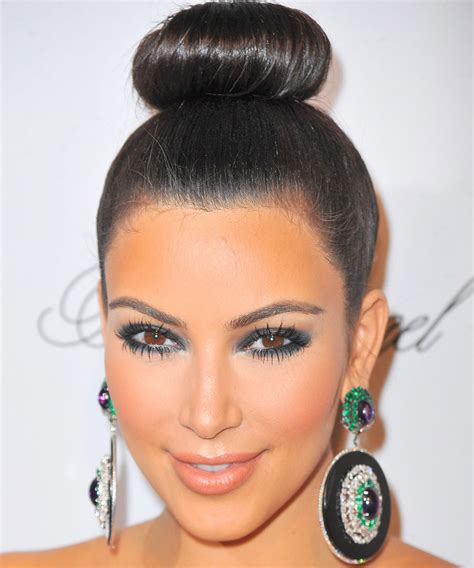 When she first started wearing this hairstyle, she kept it. Kim Kardashian Reveals Having Her Baby Hair Laser Removed ...