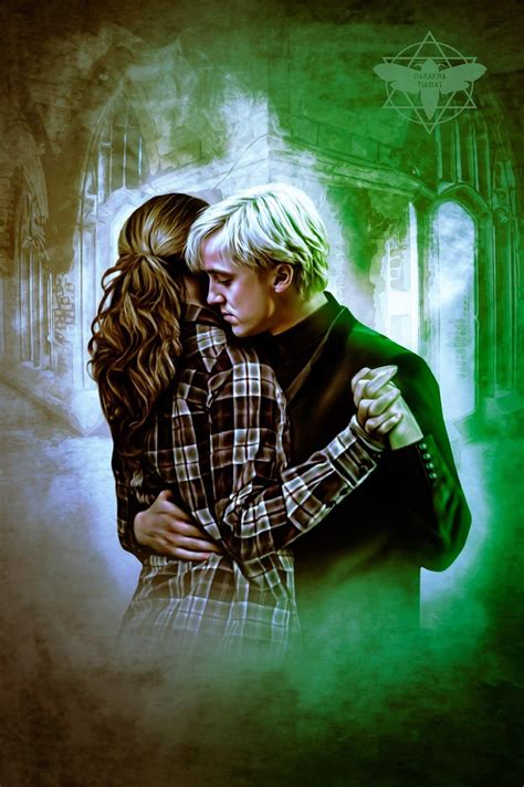 Harry Potter Fanfiction Dramione panosundaki Pin