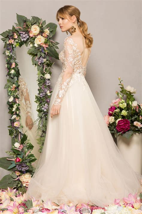 Prezentujemy suknie ślubne marki aleksandra mirosław. SOPHIE | Aleksandra Miroslaw | Bridal 2018 | CAMPAIGN