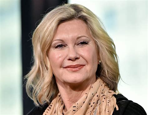 Her family moved to australia when she was 5. Olivia Newton-John discusses second cancer diagnosis, says ...