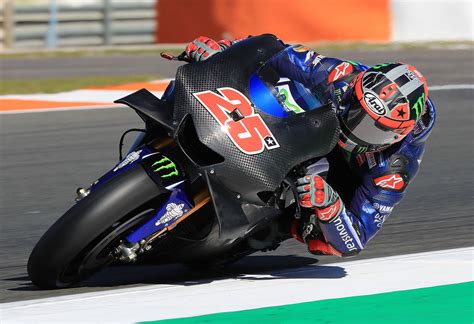Motogp grid switches from four to three bikes per row while the 250cc and 125cc classes retain four bikes 2004: MotoGP: Viñales fastest on 2016 Yamaha, Zarco second on ...