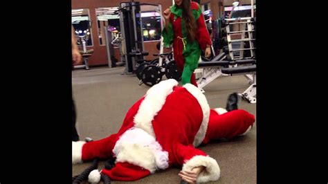 Fat Santa Claus Gets Fit And Shredded For Christmas Custom Bodies