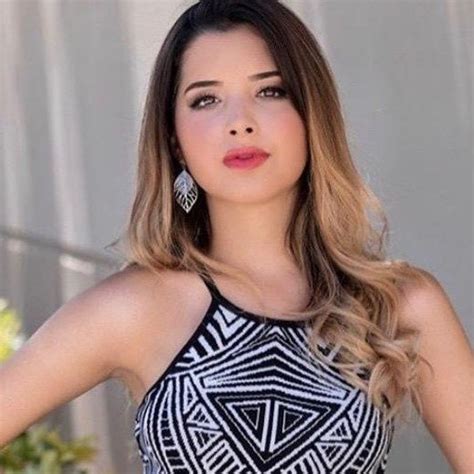 What am i looking at? Melissa Oliva - Pageant Planet