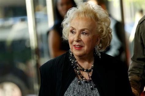 Doris Roberts Star Of Everybody Loves Raymond Dies At 90