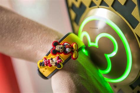 magicbands what you need to know wdw vacation tips