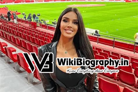 Who Is Ivana Knoll Wiki Bio Age Height Boyfriend Net Worth Tit