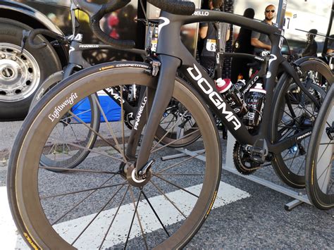 Team Ineos explain why they're switching to Lightweight wheels for the ...