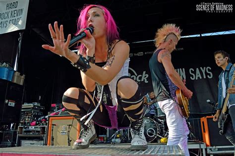 Ariel Bloomer Icon For Hire Performs On The Hard Rock Kevi Flickr