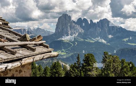 Mountain Hut With A View Of The Sassolungo Val Gardena Italy Stock