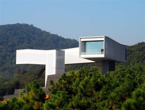 Steven Holl Completes Green Roofed Nanjing Museum Of Art And Architecture