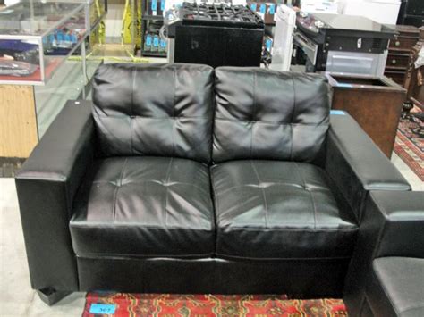 Contemporary Black Leather Love Seat