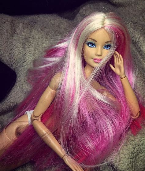 Pin De Olga Vasilevskay Em Barbie Fashionistas Сolor Hair Bonecas