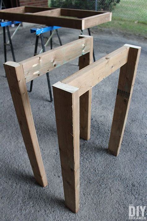 Simple Diy Table Legs Wood Diys Urban Decor