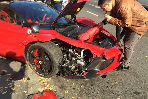 Ferrari Laferrari Crash In Hungary Is Painful To Watch Autoevolution