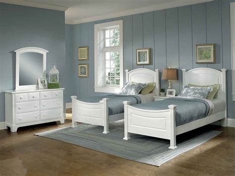 In addition, one of main advantages of white color is its ability to visually extend rooms. Pin on Blue for You
