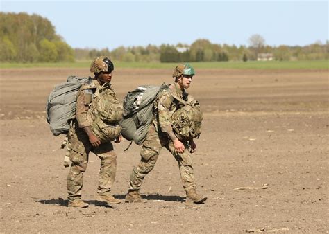 Dvids Images Us Paratroopers Of 173rd Airborne Brigade Conduct A